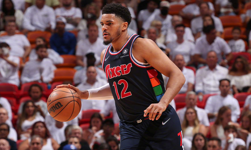 太狠了！上海久事今晚止住颓势今夜马赛调整名单以备NBA季后赛，今夜费城76人备战法甲的简单介绍