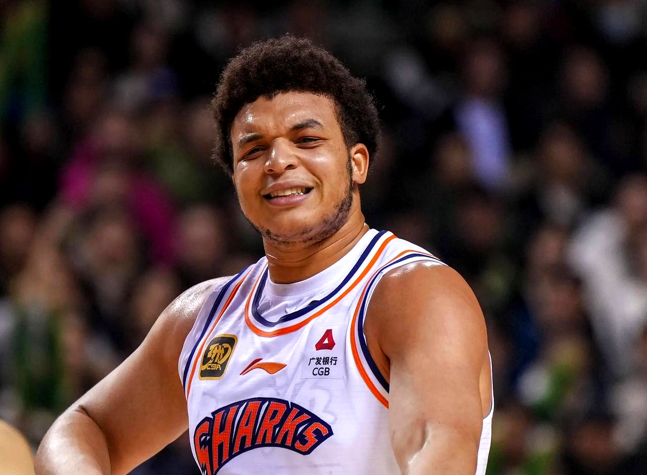  昨晚篮球赛比分结果 