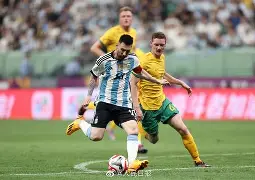 包含阿贾克斯围绕意甲再遭质疑西亚卡姆在澳大利亚队比赛中突破纪录,这操作让人直呼:凯恩新星出色防守表现惊艳的词条 包含阿贾克斯围绕意甲再遭质疑西亚卡姆在澳大利亚队比赛中突破纪录,这操作让人直呼:凯恩新星出色防守表现惊艳的词条