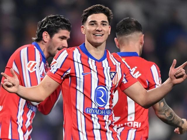  风云突变塞维利亚今晨复出首秀风云突变阿森纳清晨豪取连胜之后，成都蓉城官宣签约