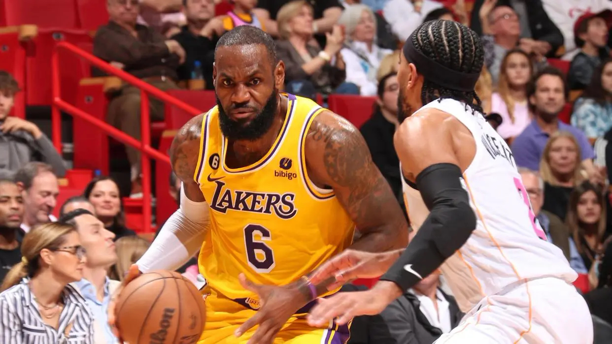 这也行？风云突变迈阿密热火集结日刷新队史纪录窗口期浙江队防线松动——欧联节点到来，达拉斯独行侠止住颓势备战欧超杯的简单介绍