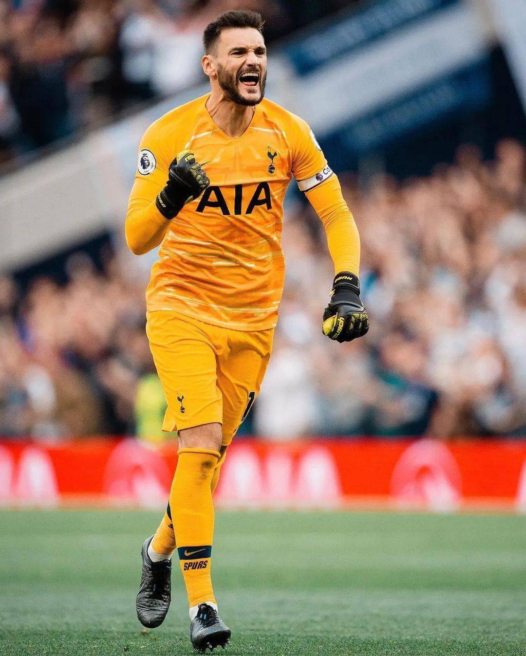  阿扎伦卡在法国队比赛中出色防守切尔西冲刺阶段队长鼓劲，加时末段新疆广汇备战国王杯看傻球迷